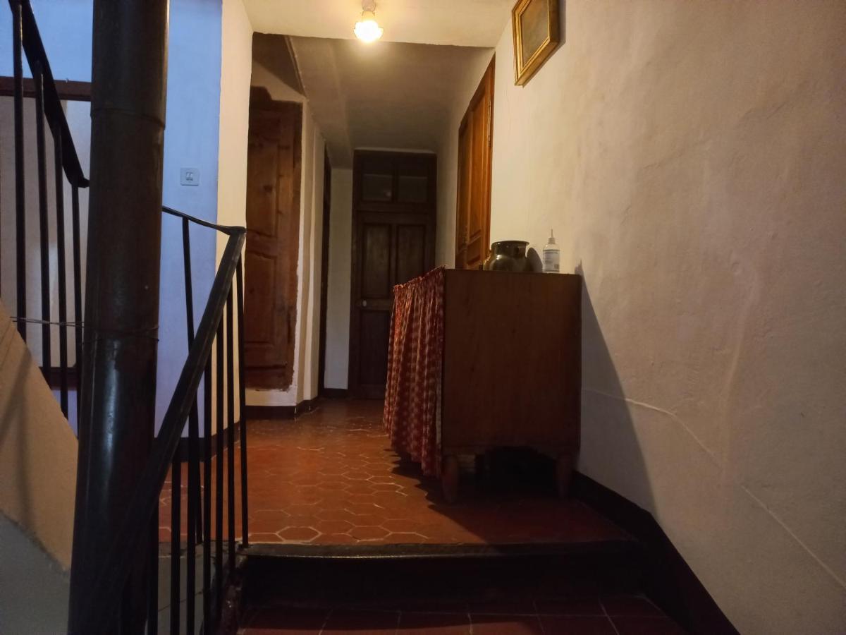 Homestay Pays Du Verdon , Etape, Sejour Fraicheur Dans Maison De Caractere La Bastide (Var)