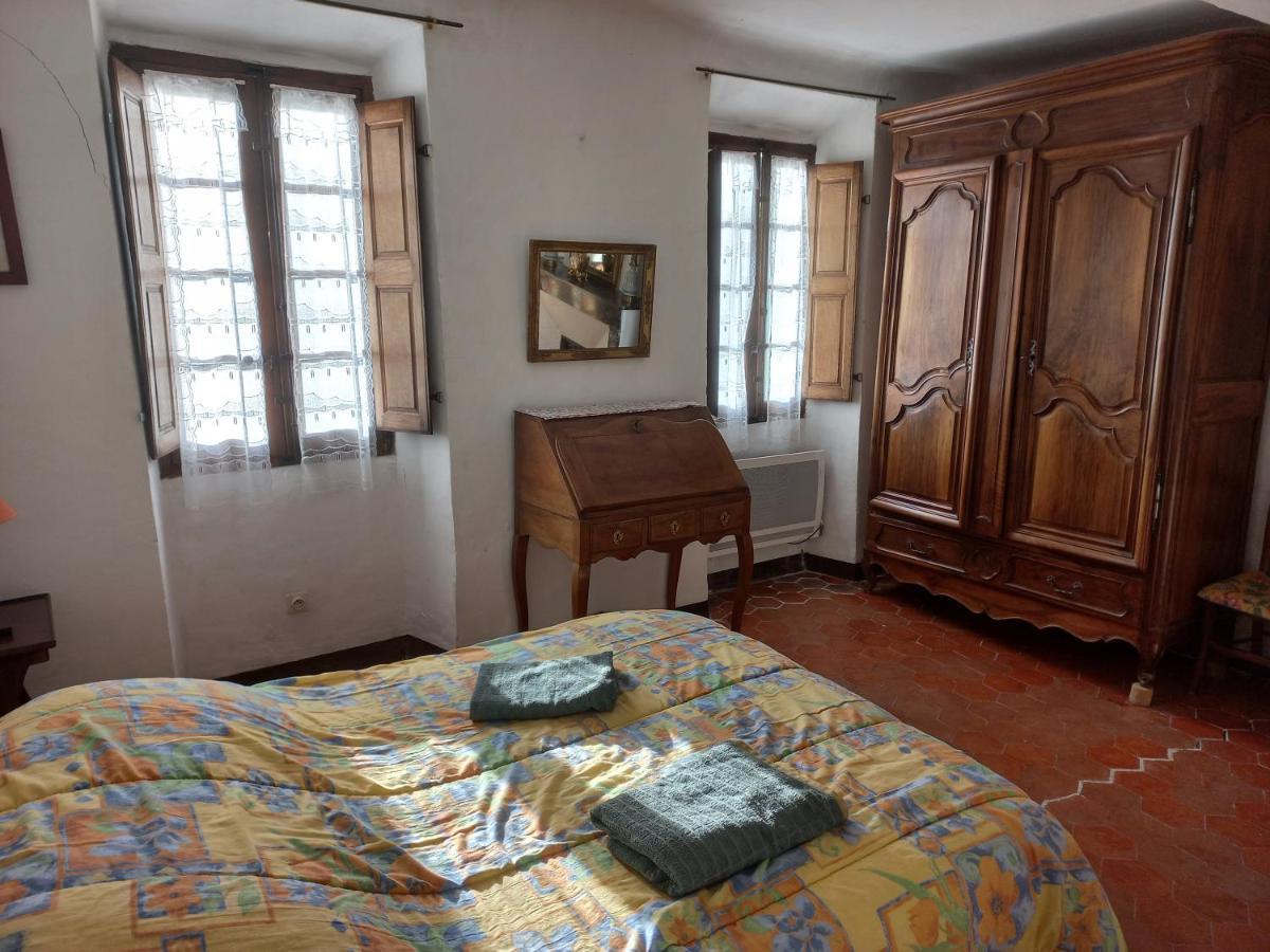 Homestay Pays Du Verdon , Etape, Sejour Fraicheur Dans Maison De Caractere