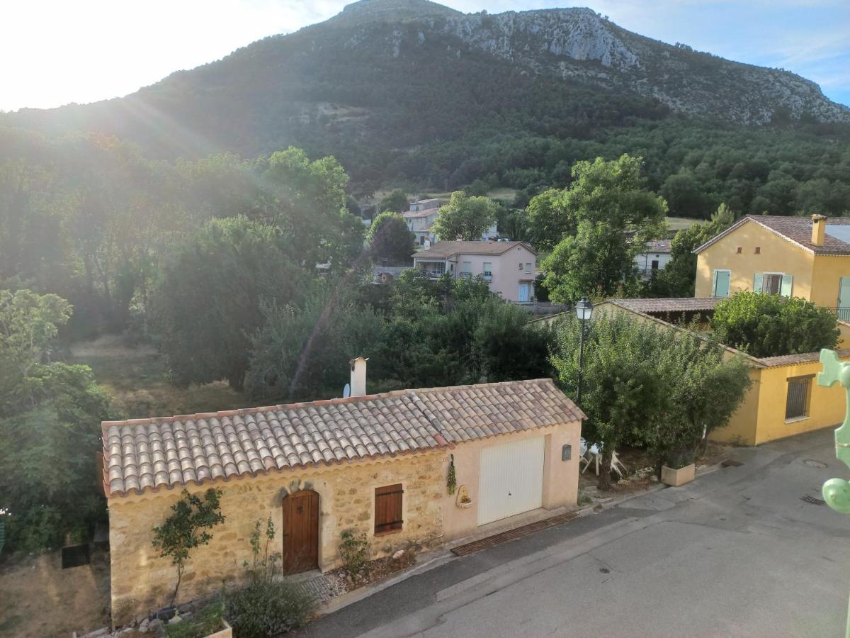 Pays Du Verdon , Etape, Sejour Fraicheur Dans Maison De Caractere Homestay